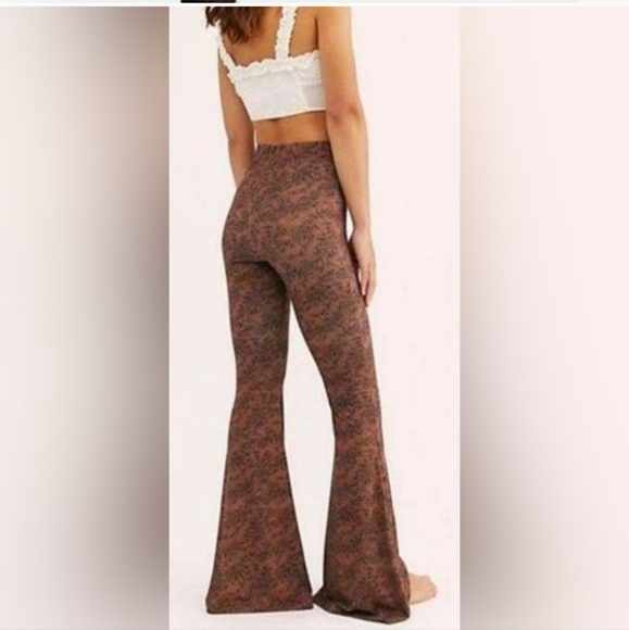 Free People flare brown floral pants - Picture 5 of 5